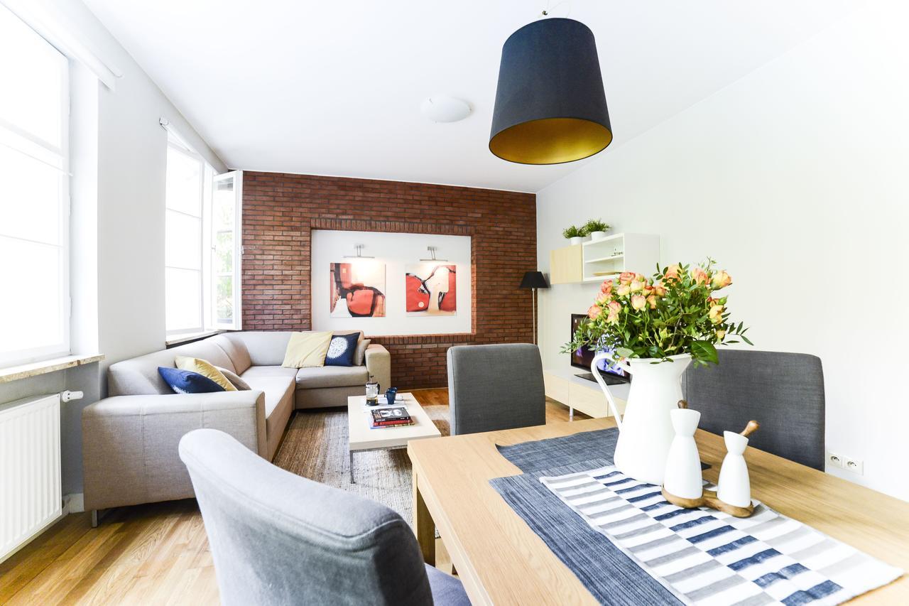 Spacious Apartment In The Old Town Warsaw Ngoại thất bức ảnh